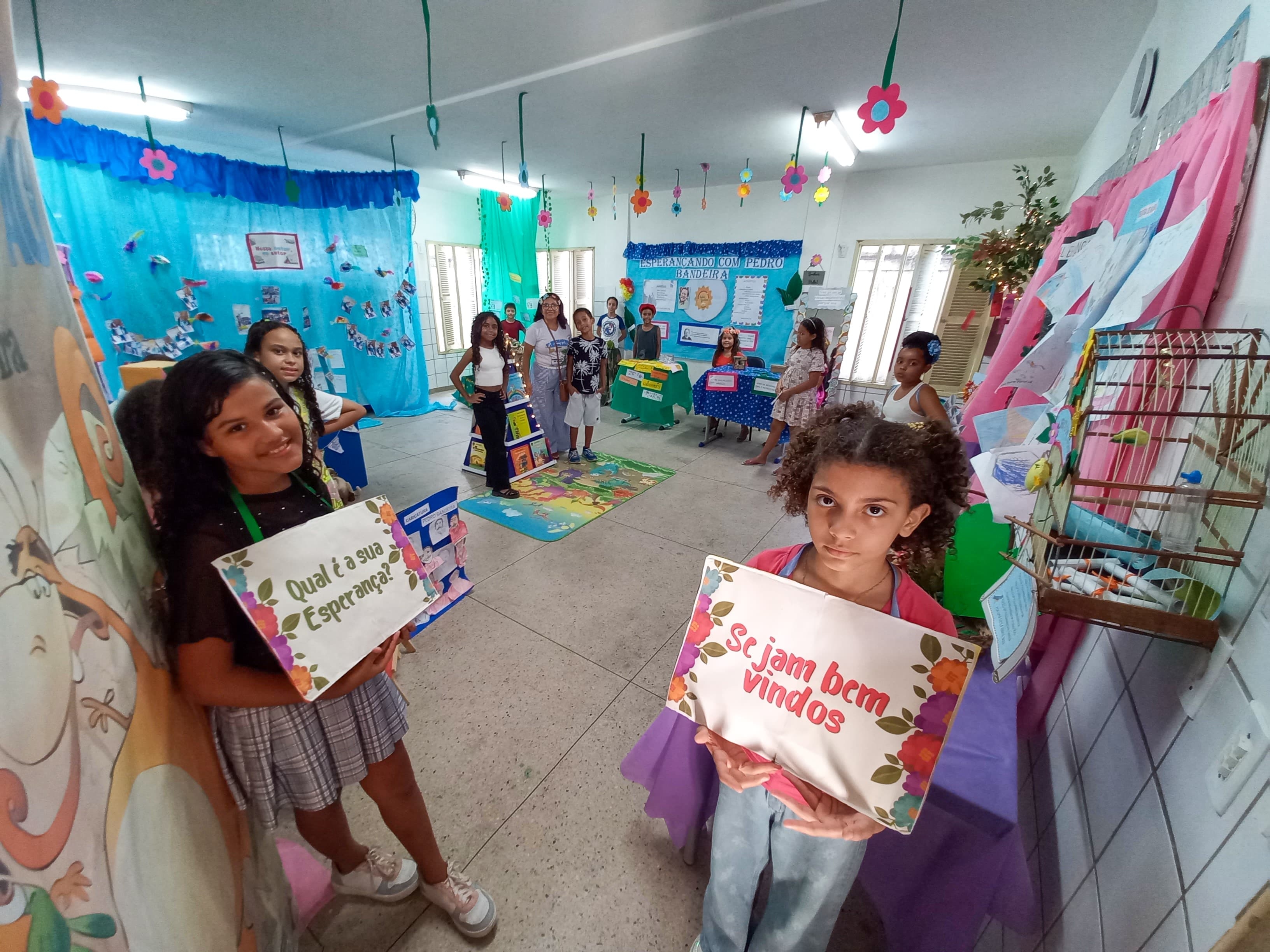 Escola Municipal Jornalista Erivan França promove a 9ª Primavera Literária