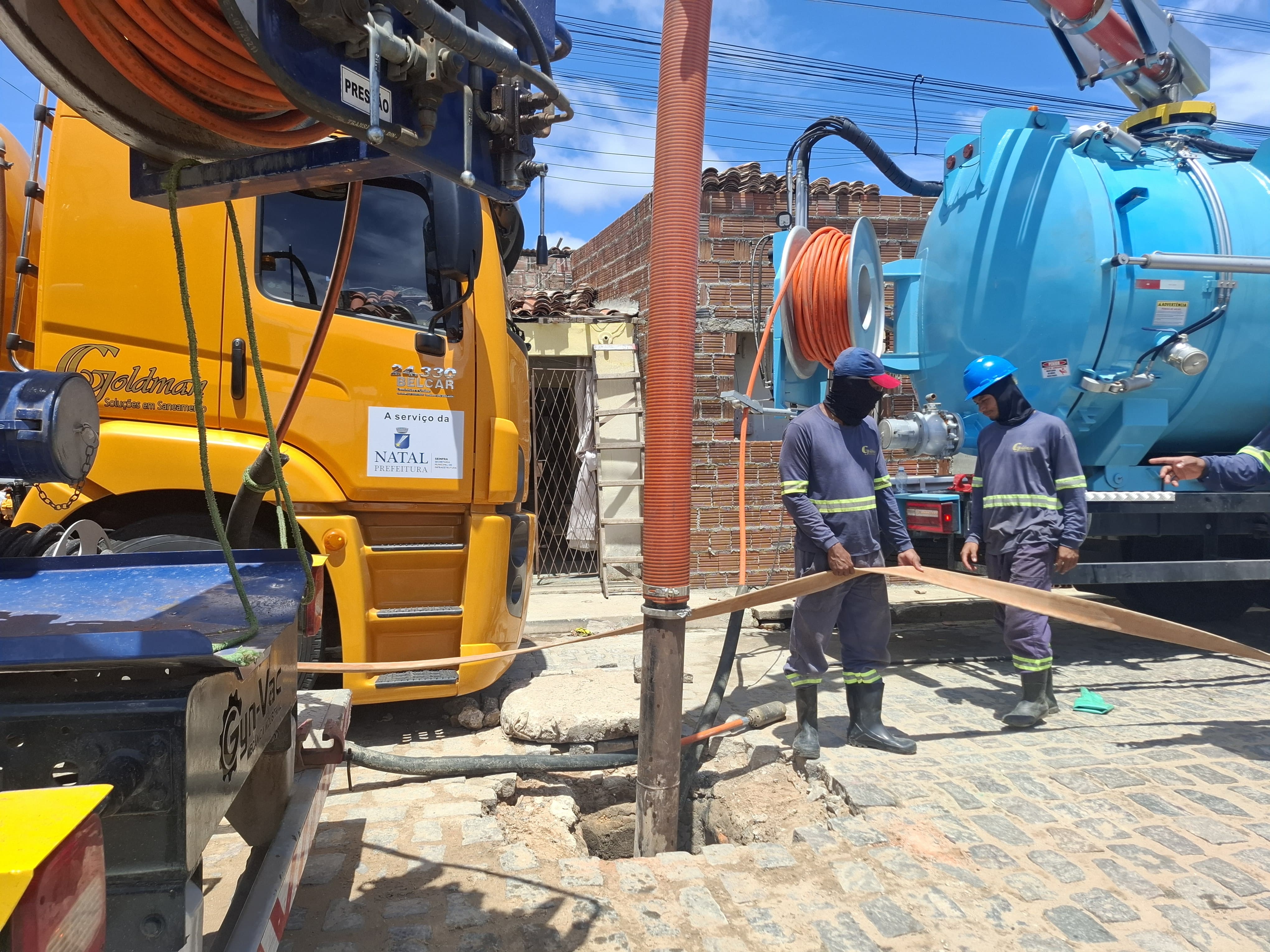 Seinfra atua fortemente na limpeza das redes de drenagem de Natal