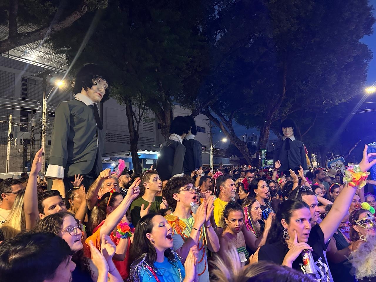 Bloco Submarino Amarelo e CarnaRap agitam o sábado de carnaval em Natal