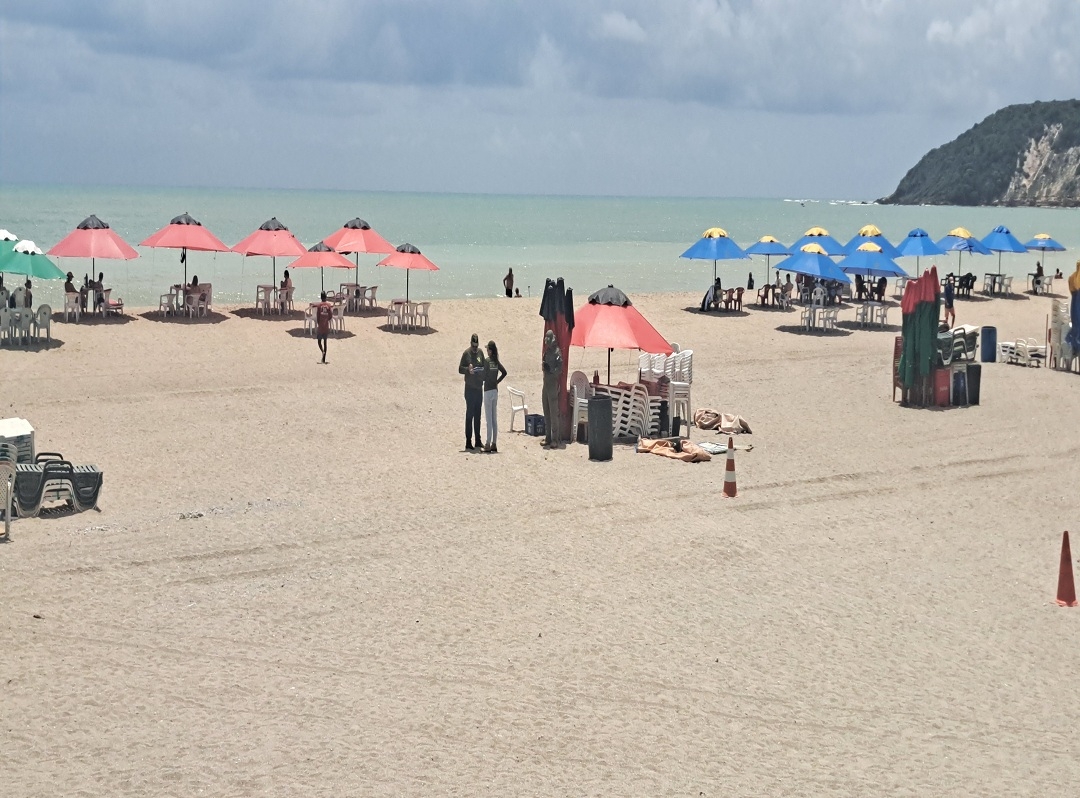 Semurb registra irregularidades em Ponta Negra no fim de semana