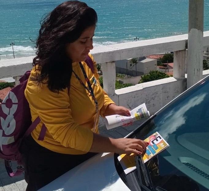 STTU leva campanha “Vamos Estacionar Certo” para vias de Petrópolis