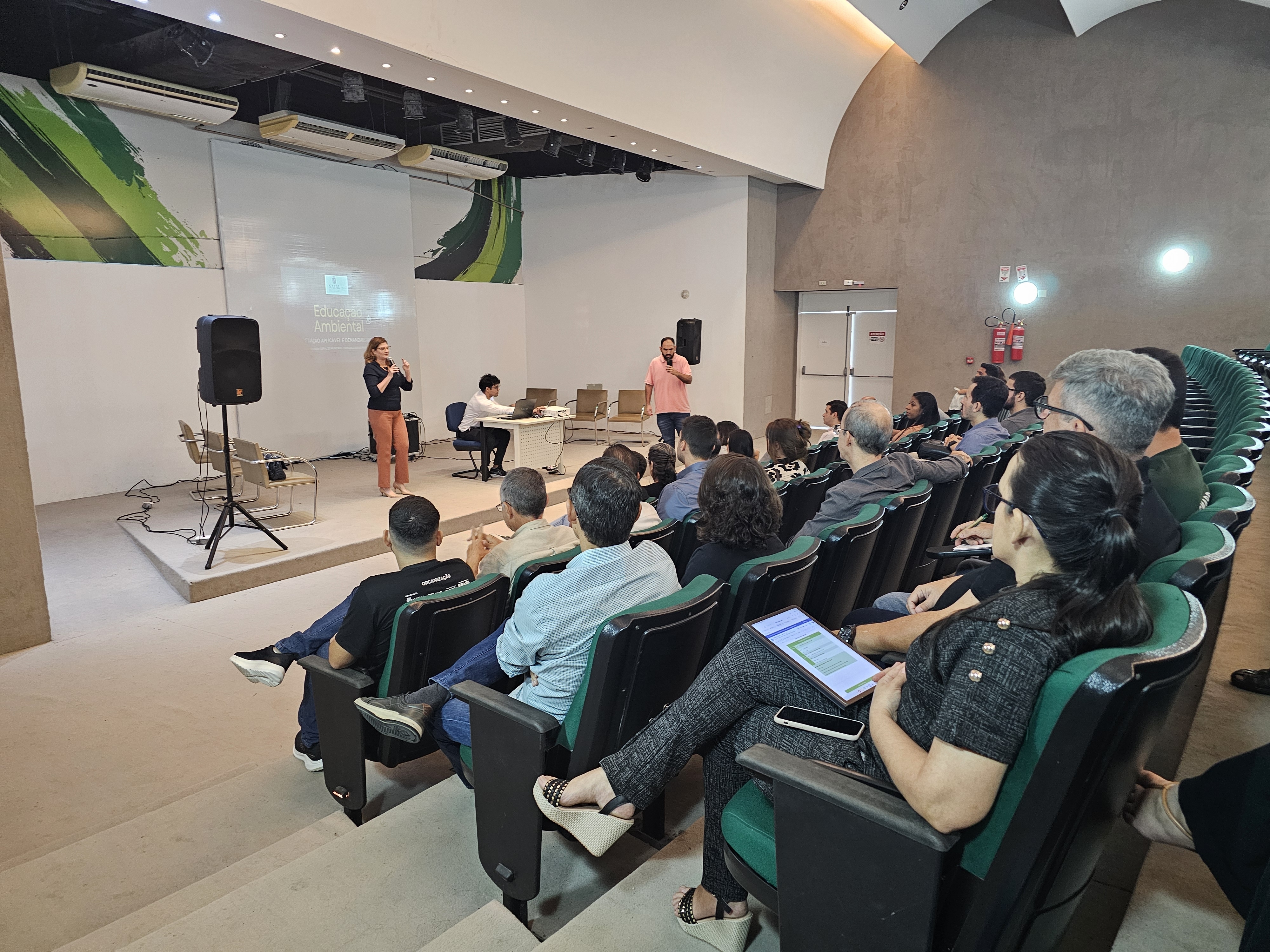 Prefeitura promove reunião com secretarias para fortalecimento da educação ambiental em Natal