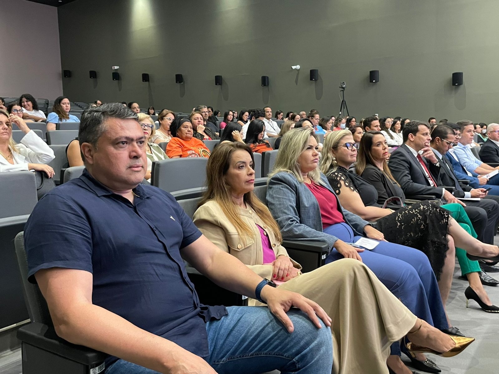 Prefeitura firma parceria no Programa Atitude Legal na abertura da 11ª Semana Estadual da Adoção