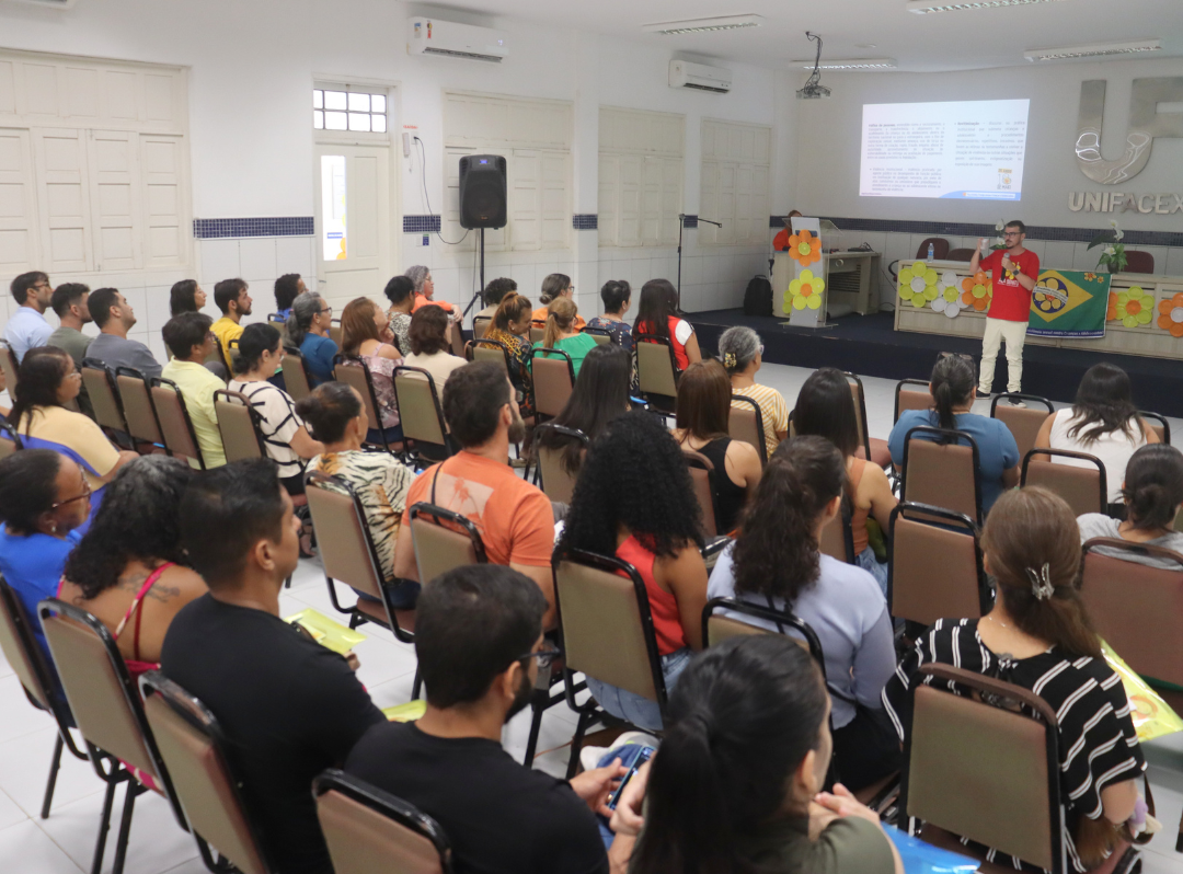 Agentes de Saúde participam de capacitação para identificar e notificar violência contra crianças 