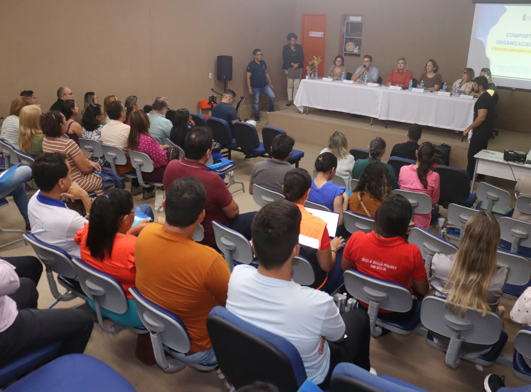Gestão eficiente e humanizada é tema de capacitação para profissionais do Distrito Sanitário Oeste