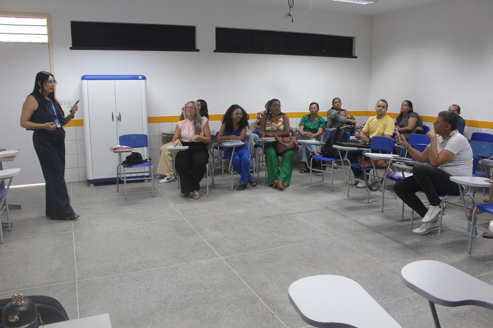Bolsistas alfabetizadores do Programa Brasil Alfabetizado participam de formação