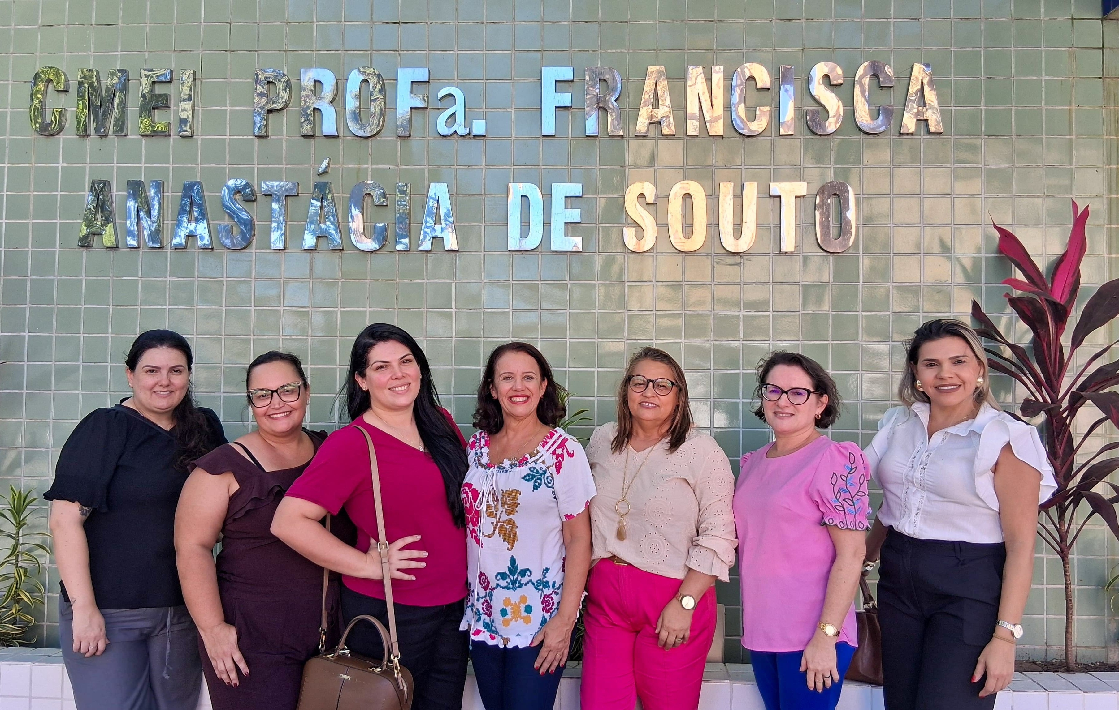 Gestores da Secretaria Municipal de Educação de Goiânia visitam CMEI de Natal