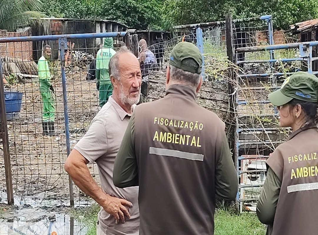 Prefeitura realiza operação para combater ocupações irregulares em área de mangue