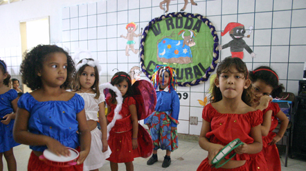 CMEI Stella Lopes promove folclore para toda a comunidade de Nova Natal