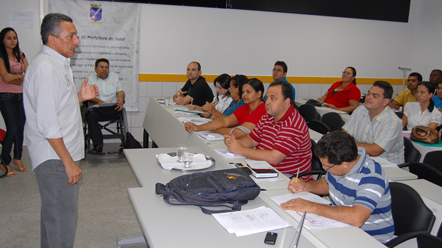 Conselheiros tutelares participam de curso sobre contas