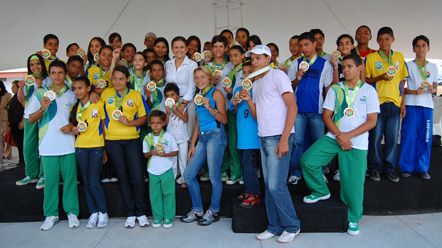 SME realiza premia&ccedil;&atilde;o dos campe&otilde;es dos 24&ordm; Jogos escolares de Natal 