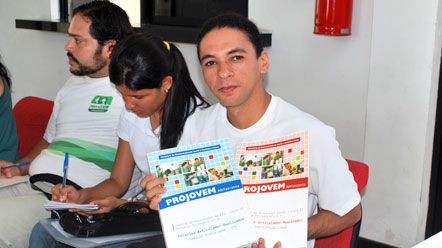 Semtas capacita profissionais do Projovem Adolescente