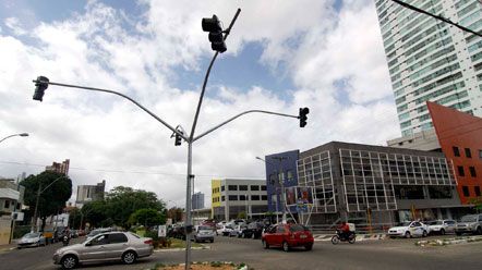 Semob instala sem&aacute;foro na Maxaranguape com Rodrigues Alves, no Tirol