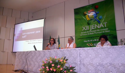 Professores discutem leitura e escrita no &uacute;ltimo dia da XII JENAT
