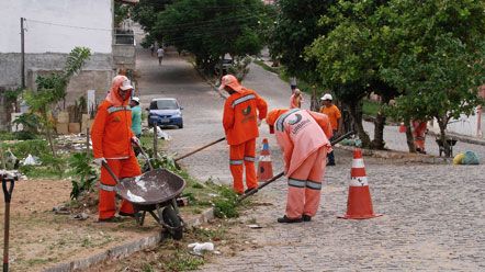 Urbana inicia Mutir&atilde;o de Limpeza em Igap&oacute;