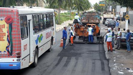 Cidade recebe mais obras de pavimenta&ccedil;&atilde;o e drenagem e lagoa de capta&ccedil;&atilde;o
