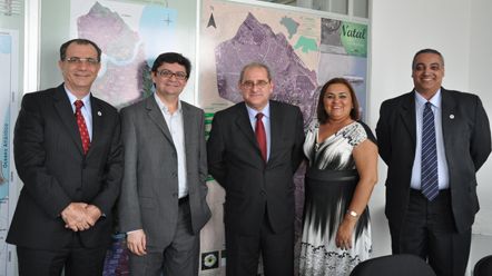 Chefe do Gabinete Civil debate parcerias com a Cruz Vermelha