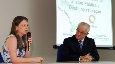 F&oacute;rum discute efici&ecirc;ncia da gest&atilde;o p&uacute;blica
