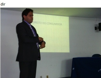 Diretor JurÃ­dico do Procon Natal realiza palestra sobre Direito do Consumidor