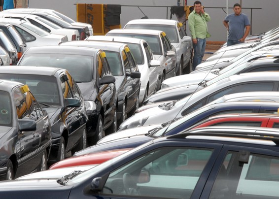 Idec alerta consumidor a ficar atento Ã  cobranÃ§a de taxas em financiamento de veÃ­culos 